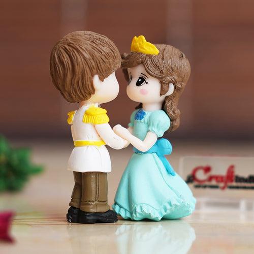 Prince & Princess Couple Statue Valentine's Day Showpiece