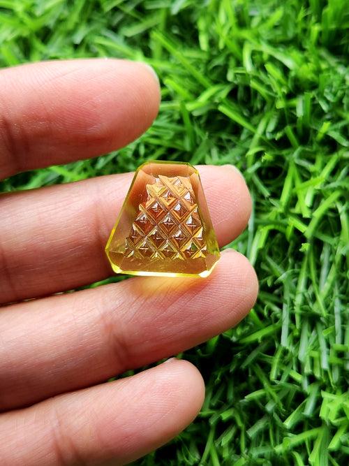 Green Gold Lemon Quartz Geometric Design Pendant - Radiant Elegance | Gemstone Pendant | Birthday Gift | Daughter's Day Gift | Mother's Day Gift