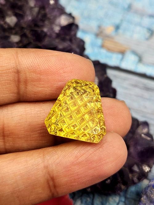 Green Gold Lemon Quartz Geometric Design Pendant - Radiant Elegance | Gemstone Pendant | Birthday Gift | Daughter's Day Gift | Mother's Day Gift