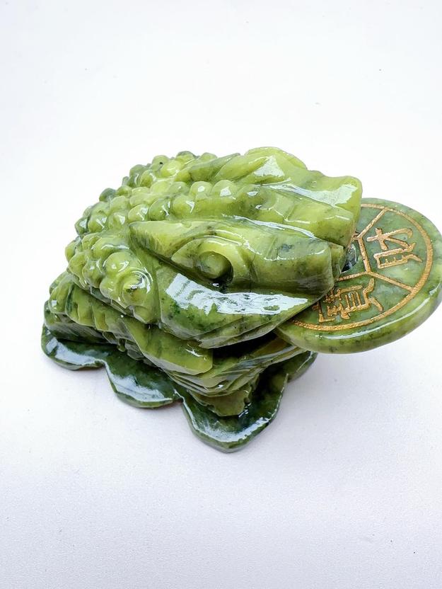 Handmade Carving of Frog With Coin In Jade Stone: Enhancing Home Harmony and Spiritual Protection