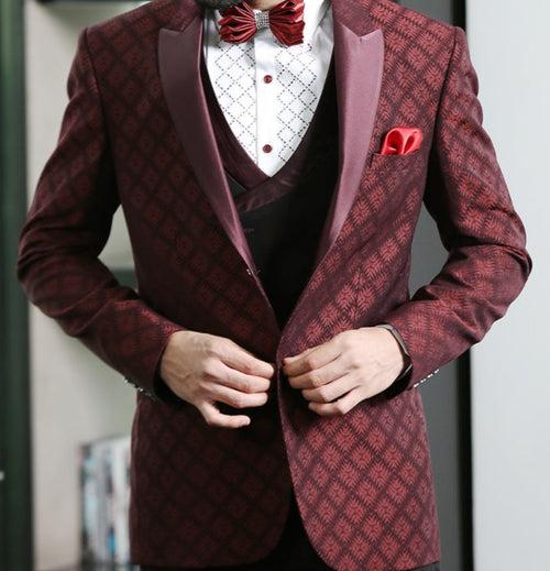 Wine Peak Lapel Jacquard Suit