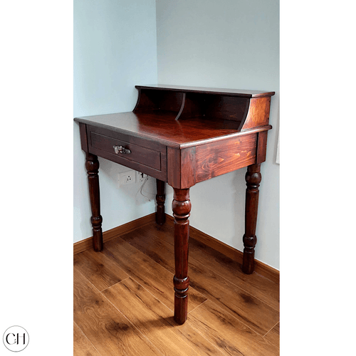 Mira - Solid Wood Writing Desk in Vintage Design