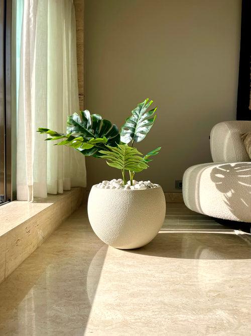 Lithos Ivory Planter - Medium