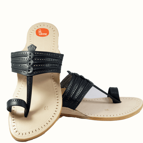 Black soft leather Kolhapuri Chappal For Men by Vhaan