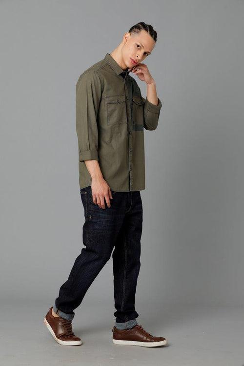 Men Solid Slim Fit Casual Shirt