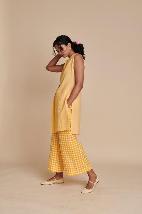 Butterscotch Linen Sleeveless Kurta Set