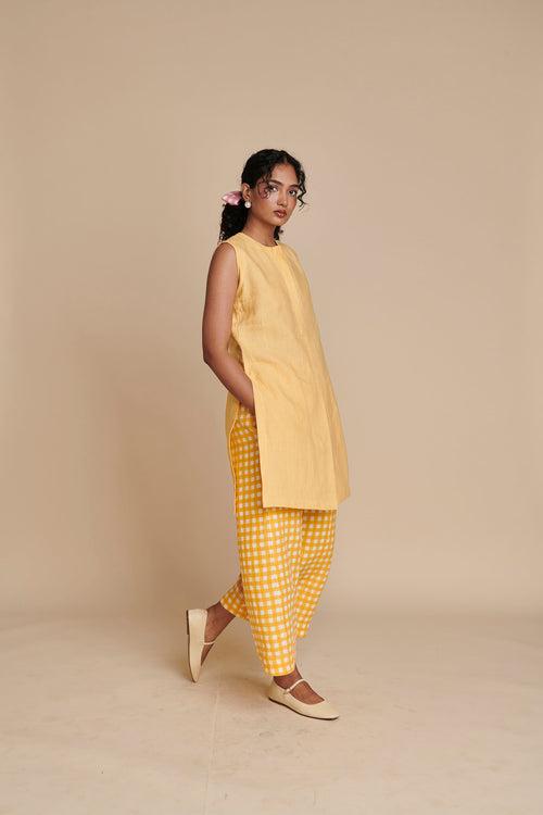 Butterscotch Linen Sleeveless Kurta Set