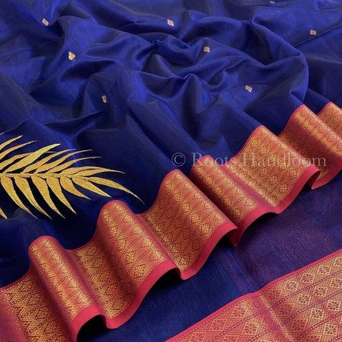 Dark blue and maroon Maheshwari saree with Zari pattern on Pallu