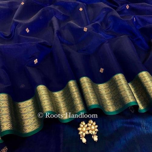 Dark blue & green maheshwari saree with zari pattern on pallu