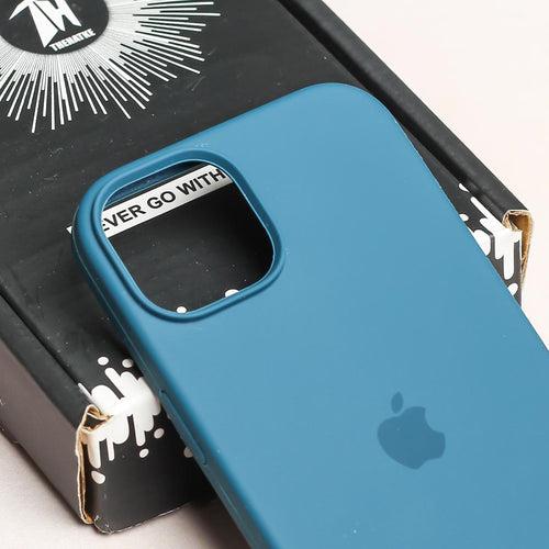 Blue Original Silicone case for Apple iphone 15