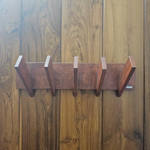 Multi-Purpose Coat Hanger Medium