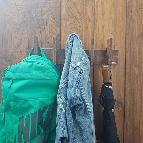 Multi-Purpose Coat Hanger Compact