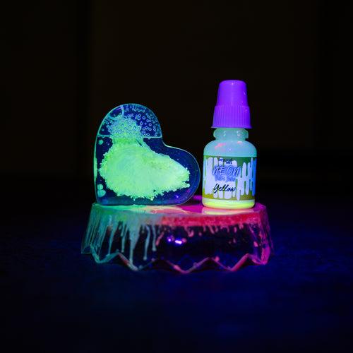 Neon Petri Minis