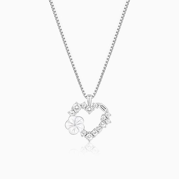 Silver Heartstring Pendant With Link Chain