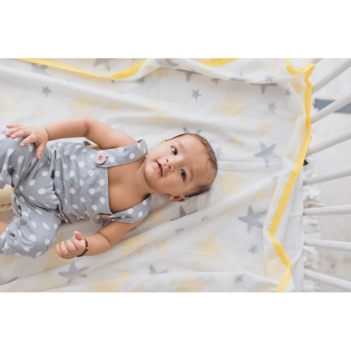 Masaya Dohar- Superbaby flies over Town