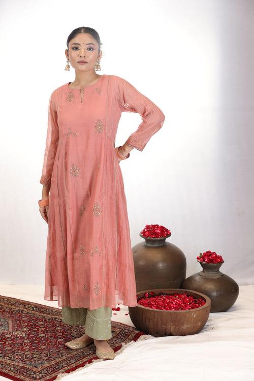 FALAK PANELLED KURTA SET - PEACH