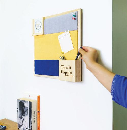 IVEI Dual Colour Pin Board with Calendar and Pen stand with Quote