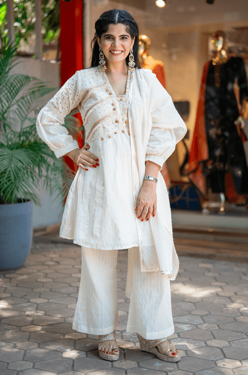 HOOR - Off-White Hakoba  Short Kurta With Pant