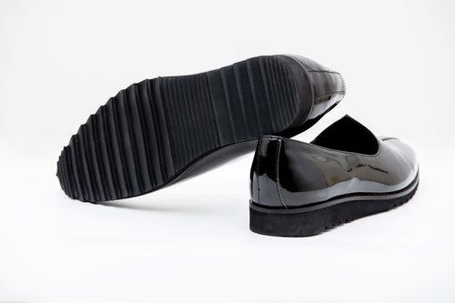 BLACK PATENT MOJDI