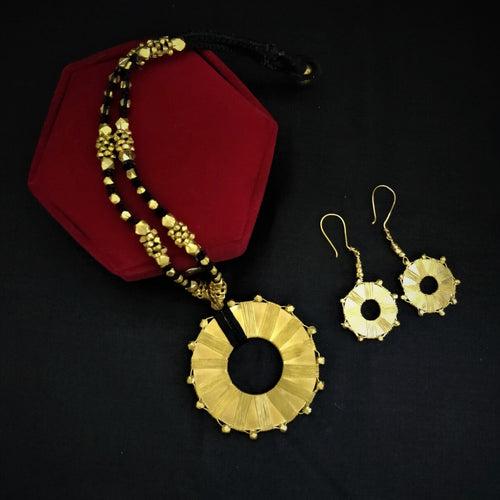 Aadvika Dokra Necklace Set