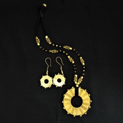 Aadvika Dokra Necklace Set