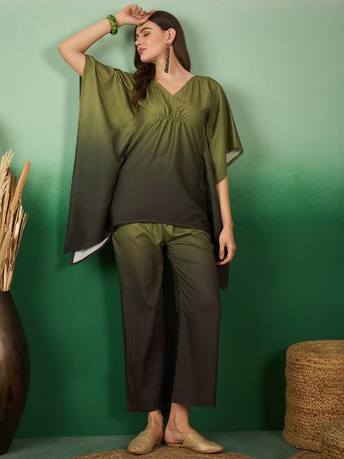 Women's Green Seamless Radiant Ombre Style Coord Sets