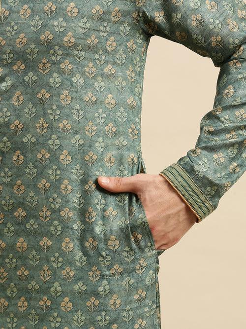 Sanwara Men's Green woven Long Sleeve Art Silk Elegant Kurta