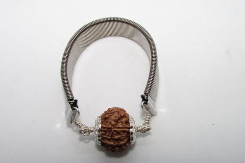 10 Mukhi Rudraksha Bracelet - Divine Protection | Brahmatells