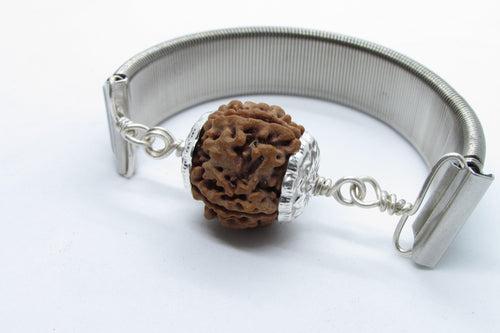 4 Mukhi Rudraksha Bracelet for Knowledge & Creativity | Brahmatells