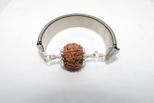 4 Mukhi Rudraksha Bracelet for Knowledge & Creativity | Brahmatells