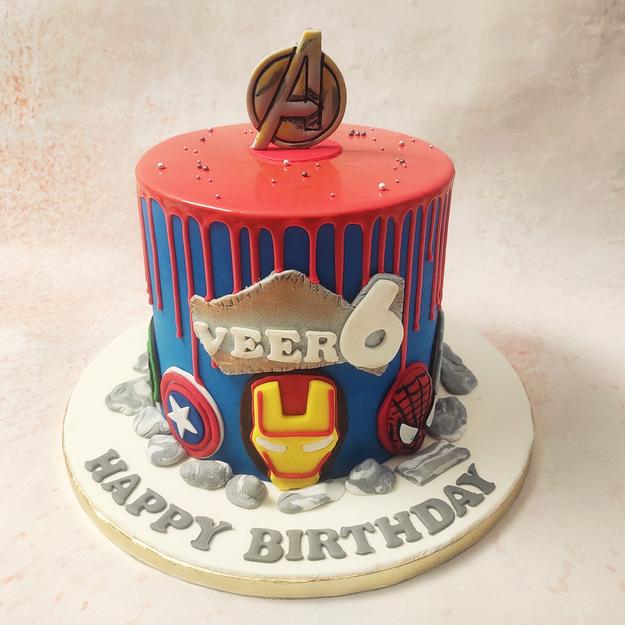 Marvel Avengers Cake