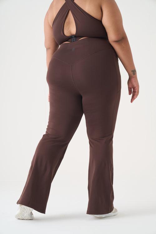 FlexiFlare Pant: Mocha