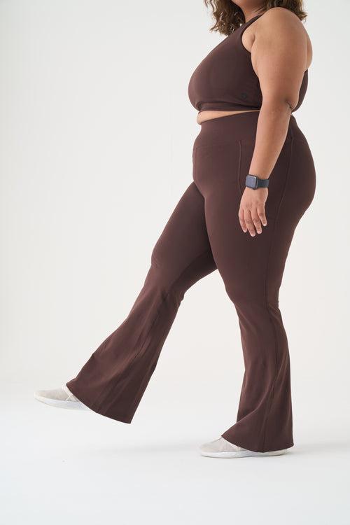 FlexiFlare Pant: Mocha