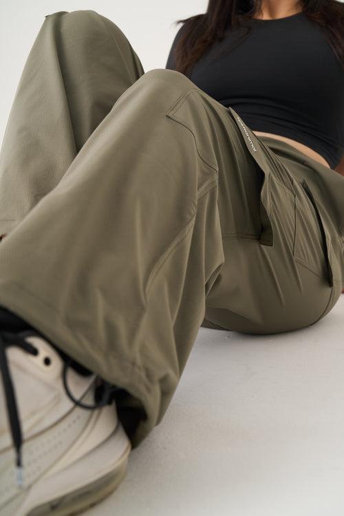 Dora Parachute Pants: Olive