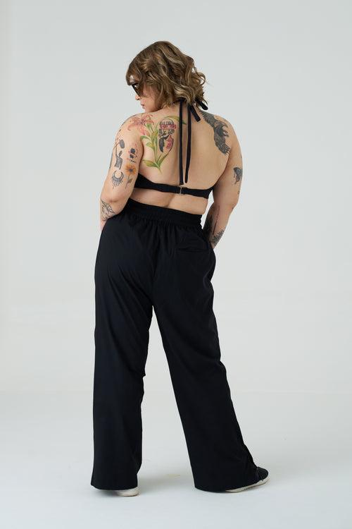 Trekkie Parachute Pants: Black