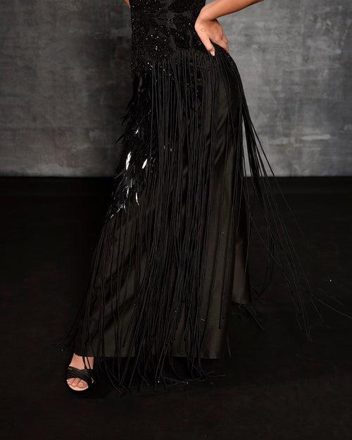 Black one-shoulder gown