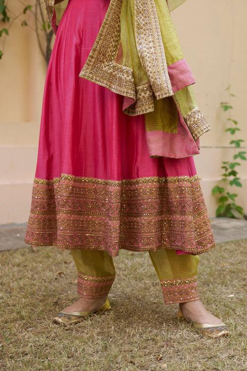 kikli pink-set of 3 (kurta, pant & dupatta)