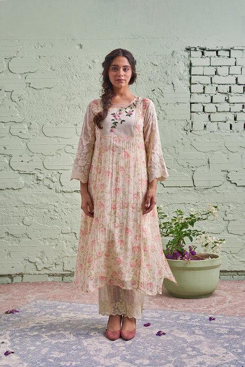 JAMUN ki tokri ( malai si ) - set of 3- kurta, pant & dupatta