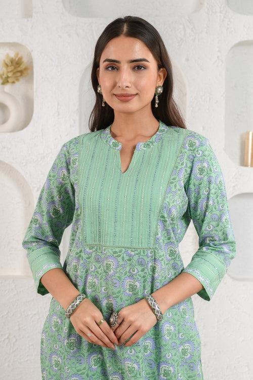 Green Field Embroidered Kurta