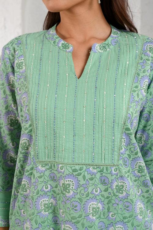 Green Field Embroidered Kurta