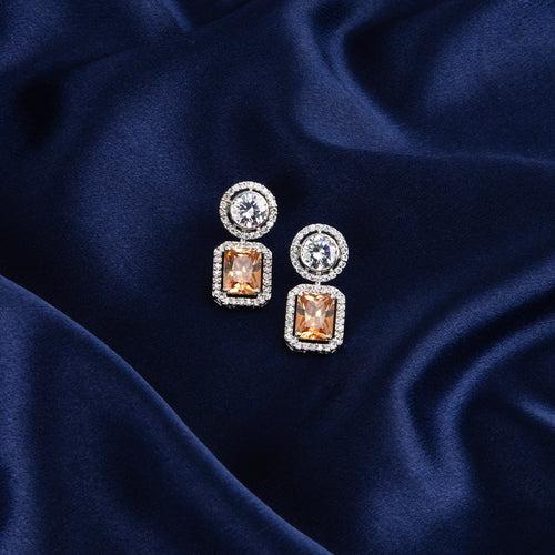 Begum Earrings (Champagne)