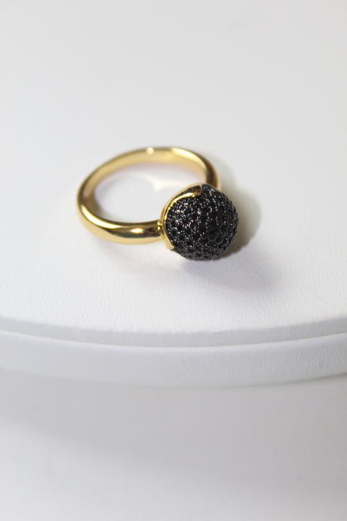 Circular Ring (Black)