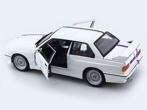 1988 BMW 3 Series M3 E30 White 1:24 Bburago licensed diecast Scale Model car