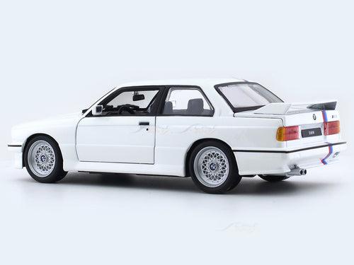 1988 BMW 3 Series M3 E30 White 1:24 Bburago licensed diecast Scale Model car