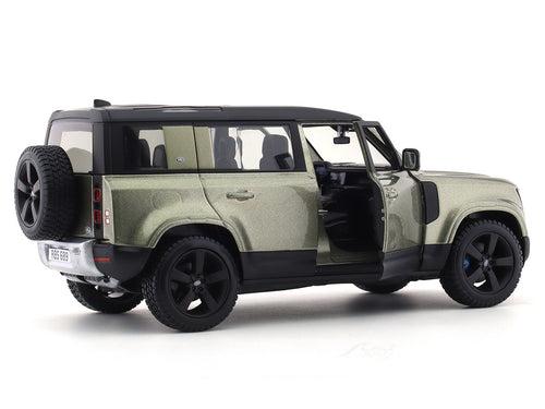 2022 Land Rover Defender 110 green 1:24 Bburago licensed diecast Scale Model car