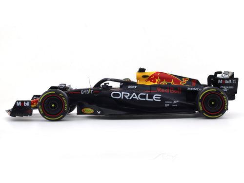 2023 Oracle Red Bull Racing RB19 Max Verstappen 1:18 Bburago diecast Scale Model collectible