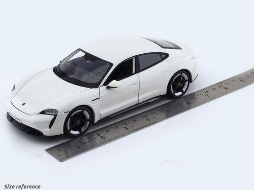 Porsche Taycan Turbo S White 1:24 Bburago licensed diecast Scale Model car