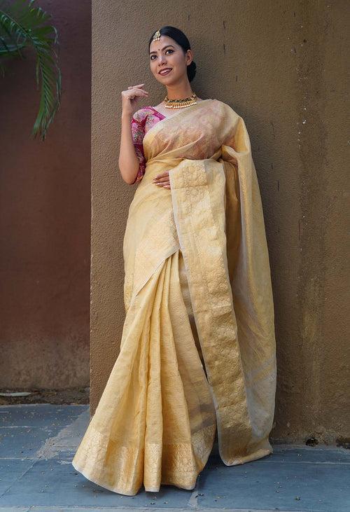 Graceful Crushed tissue saree with  jacquard Zari  border Wrap in 1 minute saree