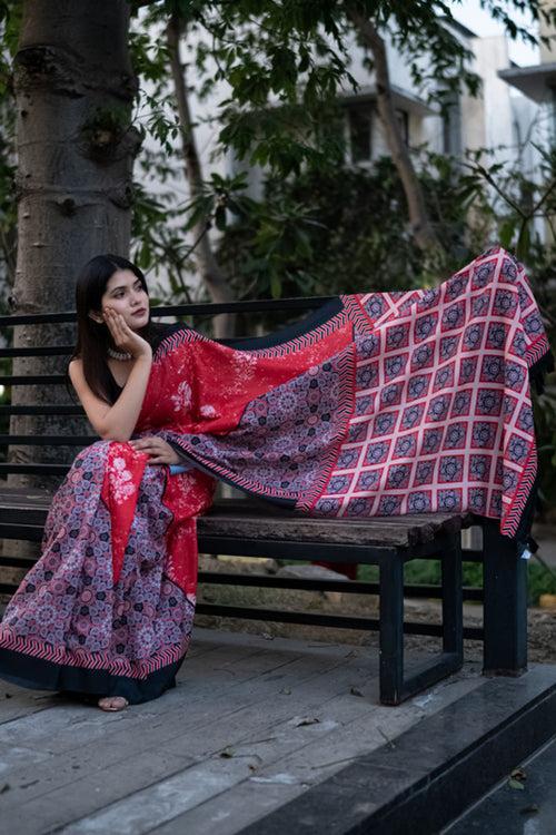 Comfortable Red & Black Soft like butter Printed All Over Wrap in 1 minute saree