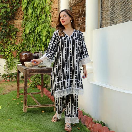 Bunaai Black Tulip Stripe Kurta Set